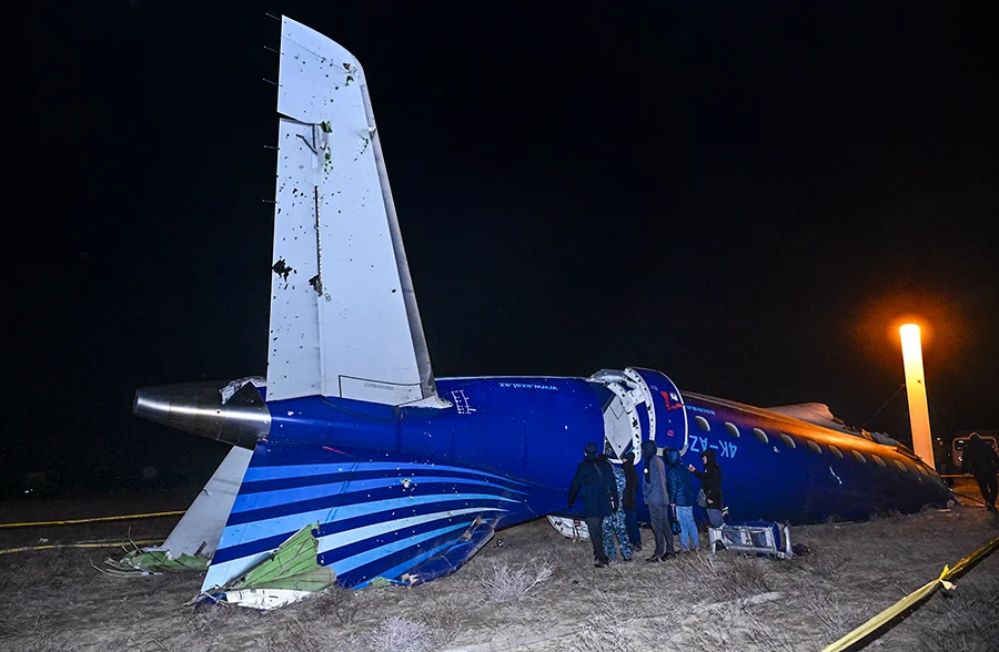 Черные ящики самолета AZAL прибыли в Бразилию