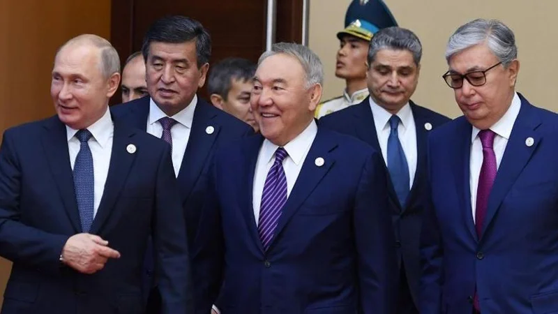 Tokayev: Moskva ilə ünsiyyət Nazarbayev üçün vacibdir