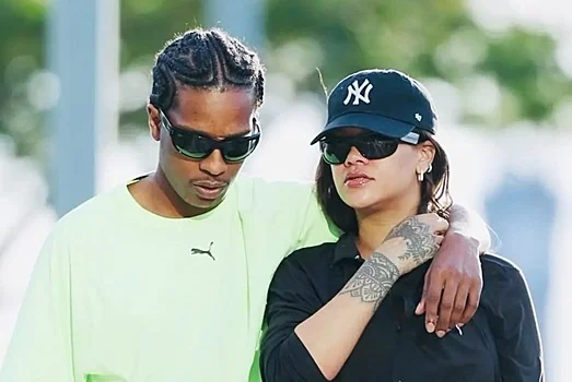 Paparassilər Rihanna və A$AP Rokkini görüşdə yaxalayıb