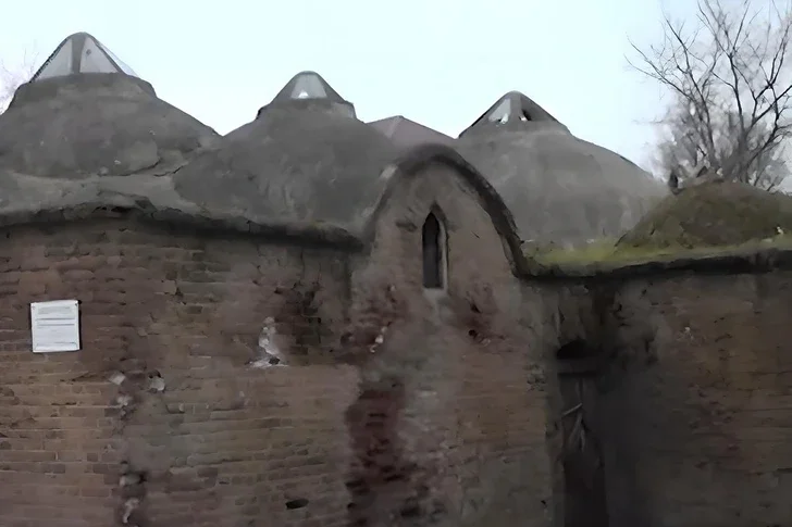 В Астаринском районе исторический памятник находится в запустении Новости Азербайджана