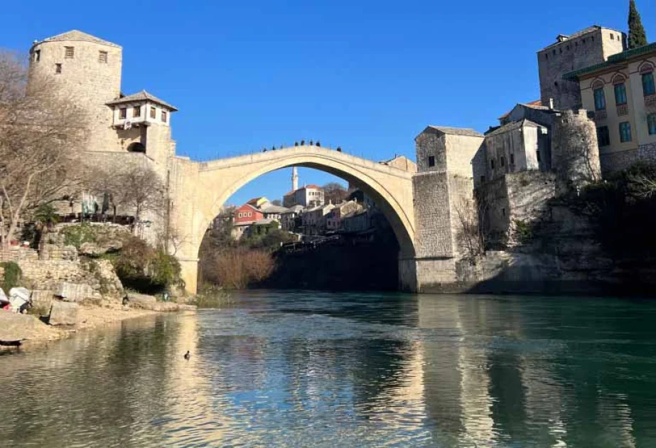 Mostar şəhərini üç gündə 100 mindən çox turist ziyarət edib AZƏRTAC