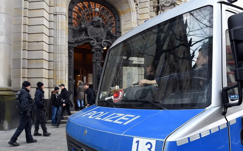 Almaniyanın hava limanlarında polisin kompüter sistemi sıradan çıxdı Yeni Çağ Media