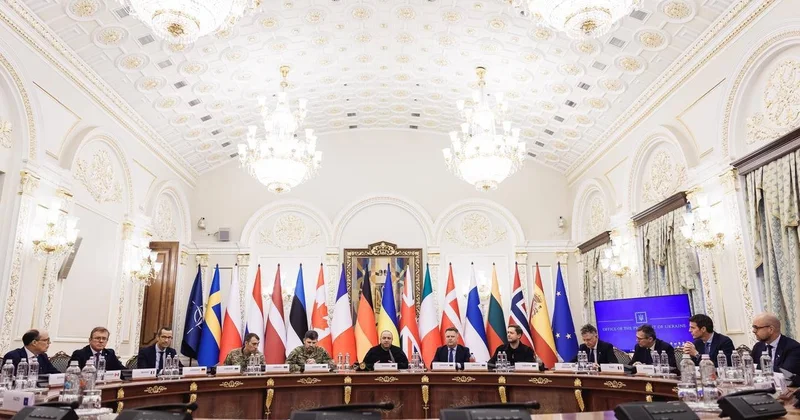 В Киеве стартовали консультации Украины и ЕС по мирному плану