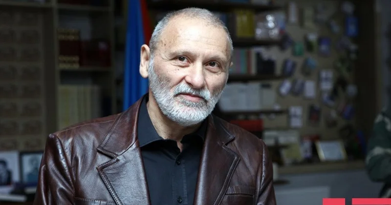 Kasıb teatrın dərdlərini tanıyıram Lotuluq eləyən lopabığ tüfeylilər