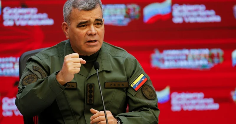 Venesuelanın müdafiə naziri: “Təslim olmayacağıq” VİDEO