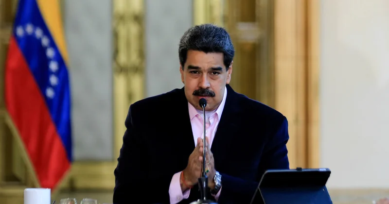 Prezidenti pula görə kim satıb?