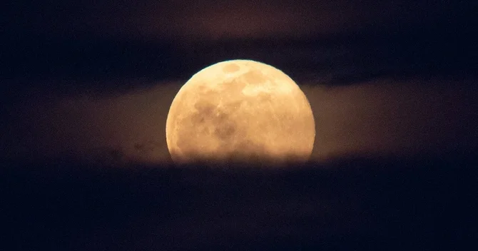 Bu həftə sonu Super Ay hadisəsi yaşanacaq