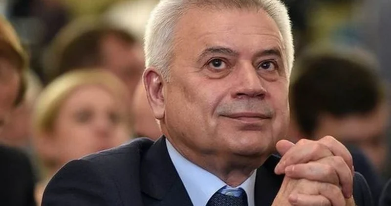 Vahid Ələkbərovun Bakı həyatı: kasıb, atasız… KONKRET