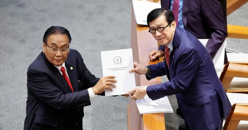 Zina etməyi qadağan edən yeni cinayət məcəlləsi qüvvəyə minib...