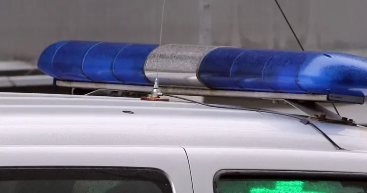 Qadın kimi bəzənib gizlənirdi: axtarışda olan polis tutuldu