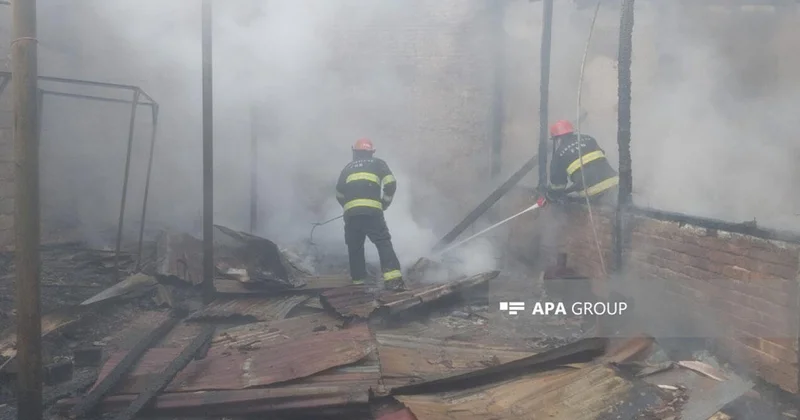 В Гяндже пожар охватил несколько частных домов ФОТО ОБНОВЛЕНО