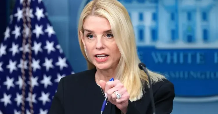 Nikolas Maduroya narkoterrorizm ittihamı irəli sürülüb ABŞ nin Baş prokuroru