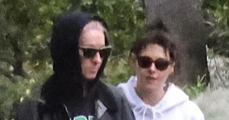 Kristen Stevard həyat yoldaşı ilə görüntüləndi