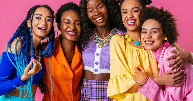 Sevdiyin rəngi göstər sənə kim olduğunu deyək Rənglərə görə xarakter analizi FOTO