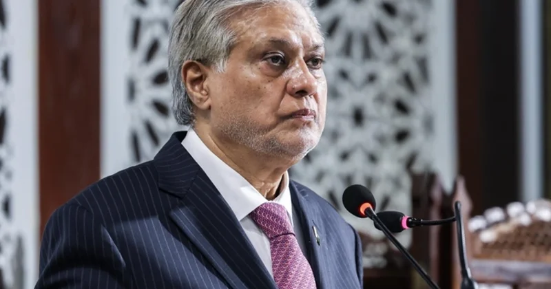 Pakistan XİN başçısı Pekinə yola düşüb