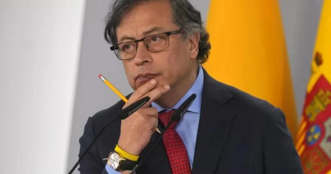 “Karakas bombalanır, BMT təcili toplanmalıdır” Kolumbiya Prezidenti