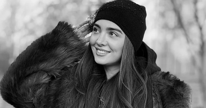 “Həqiqi xoşbəxtlik təbəssümü üzümüzün ən gözəl bəzəyidir”