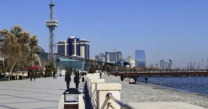 “Saat qülləsi”nin yaxınlığında dənizdən meyit tapıldı FOTO