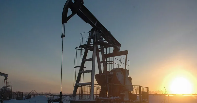 Azərbaycan neftinin qiyməti 64 dollara enib