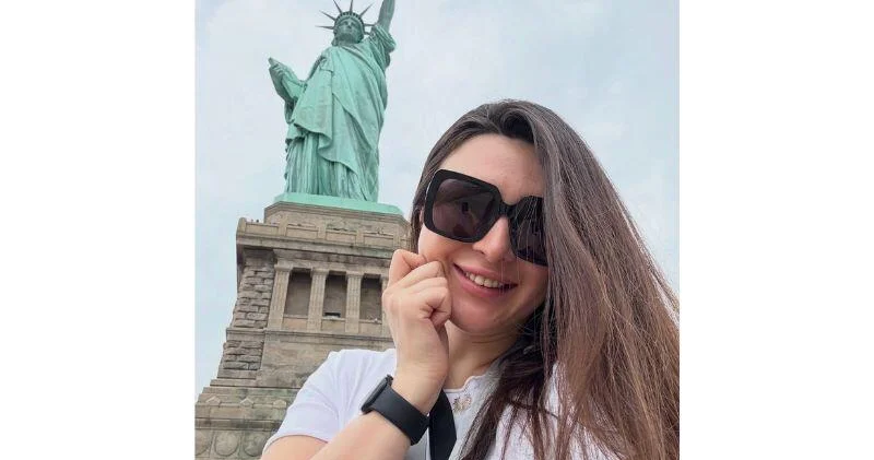 Азербайджанский блогер Сариййя Абузарли поблагодарила за реализованные мечты ФОТО