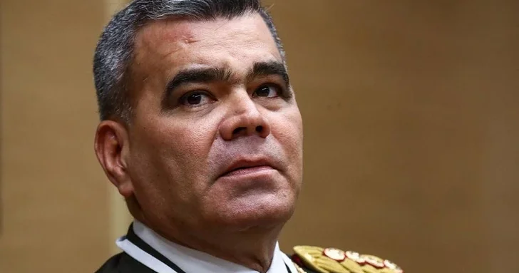 Живой вопреки слухам: министр обороны Венесуэлы обратился к народу после американских ударов