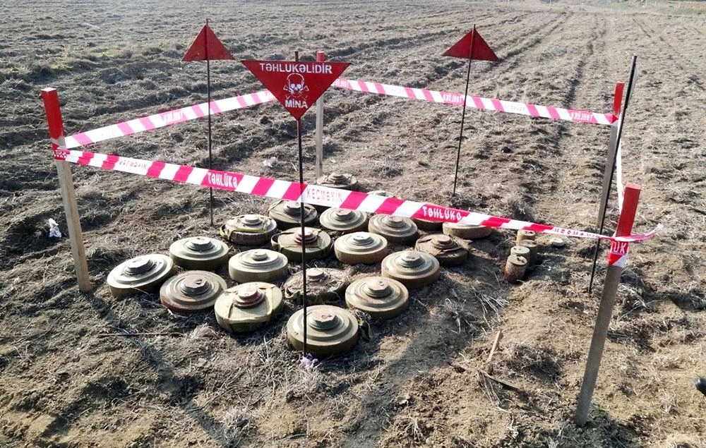 Azad edilmiş ərazilərdə aşkarlanan minaların sayı açıqlanıb