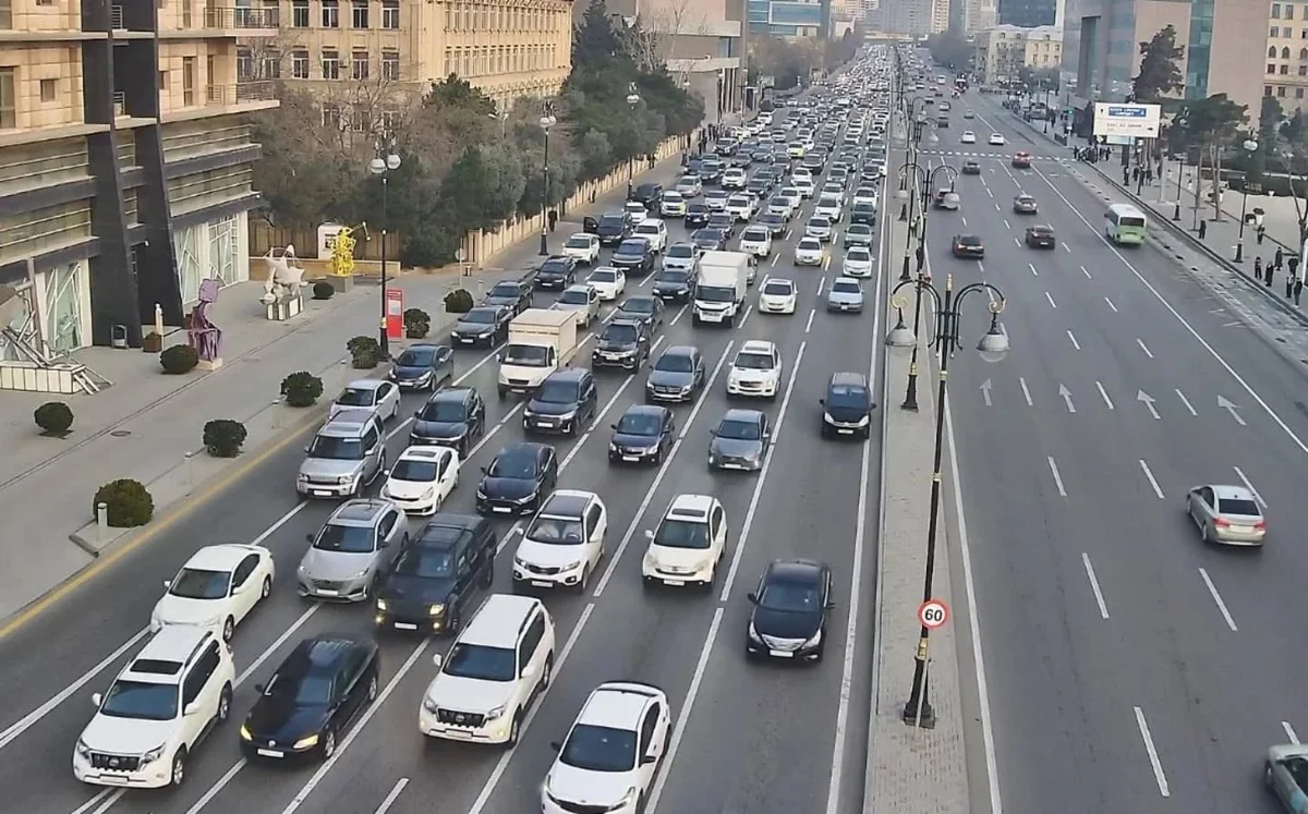 Bakıda bu yollarda sıxlıq var SİYAHI