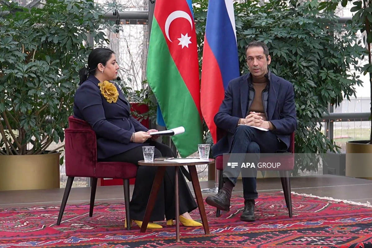 Moskvadakı Azərbaycan pavilyonunda tanınmış azərbaycanlılarla görüş layihəsinə start verilib FOTO