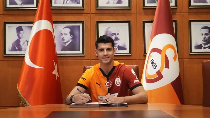 Qalatasaray Milan ın hücumçusuna sərvət ödəyəcək DETALLAR