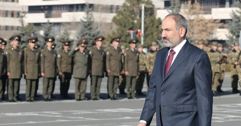 Между реваншизмом и примирением