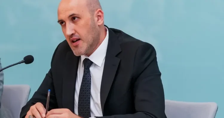 Azərbaycanda rəqəmsal klonlaşdırma təhlükəsi sistematik bir kiber təhdid forması alıb Ekspertdən XƏBƏRDARLIQ