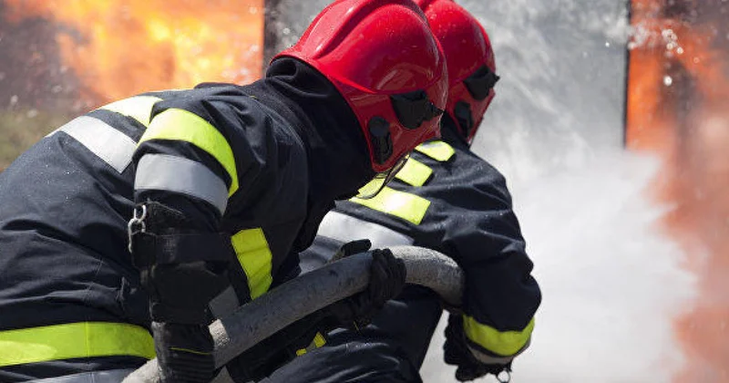 Göyçayda bina yandı: təxliyə edilənlər var VİDEO