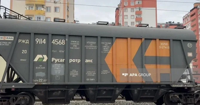 Транзит зерна через Азербайджан: в Армению доставлены новые вагоны