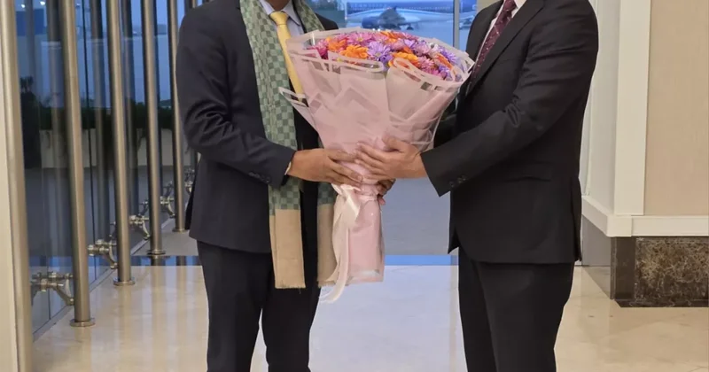 Новый посол Индии уже в Баку