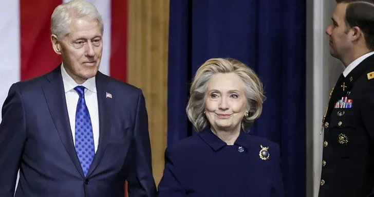 Супруги Клинтон явятся в Конгресс для дачи показаний по делу Эпштейна