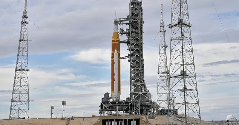 NASA kosmik gəminin uçuşunu təxirə saldı