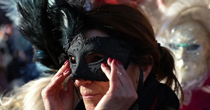 Maskalanıblar… Fotolar