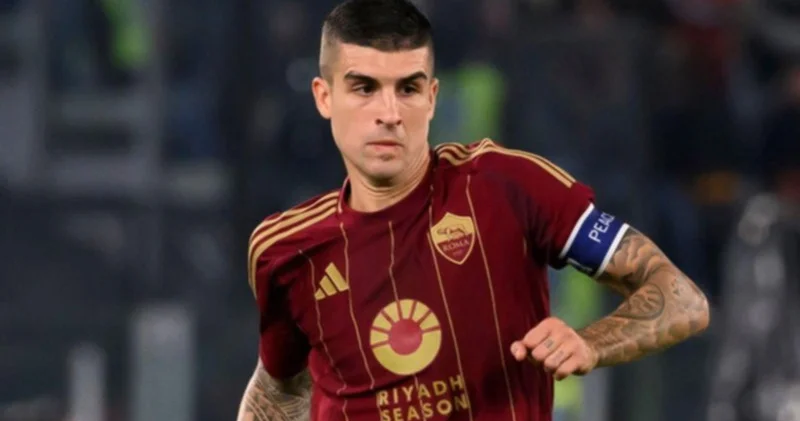 Roma nın müdafiəçisinin burnu sınıb