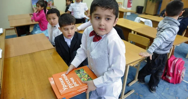 Дети мигрантов в России не получат гражданство из за отказа родителей от воинского учета