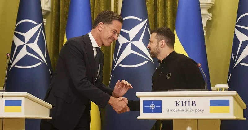 Генсек НАТО приехал в Киев после массированной атаки России Minval Politika