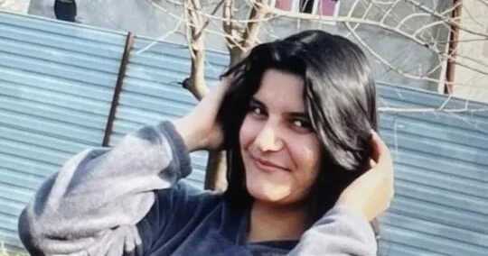 Əmisinin balta ilə öldürdüyü qızın görüntüləri FOTO