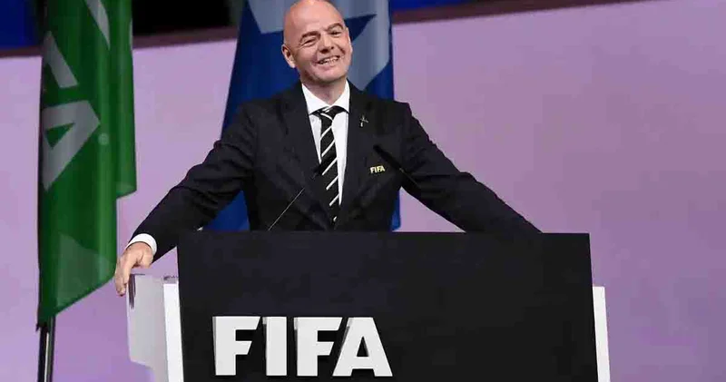 FİFA rəhbəri Rusiya komandalarına qoyulan məhdudiyyətlərin götürülməsinə çağırıb
