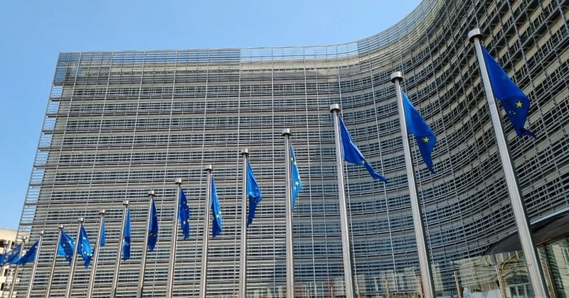 Aİ Qırğızıstana qarşı ikinci dərəcəli sanksiyalar tətbiq etməyi düşünür