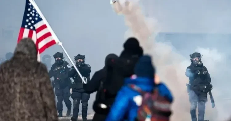 ABŞ də vətəndaş müharibəsi riskinin elementləri görünür AÇIQLAMA