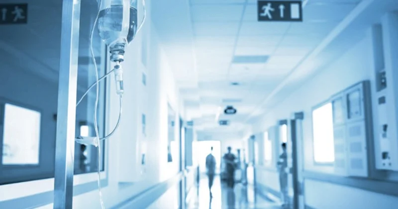 Paytaxtda bıçaqlanma: bir nəfər xəsarət alıb