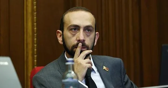 Mirzoyan avropalı diplomatla sülh prosesini müzakirə etdi