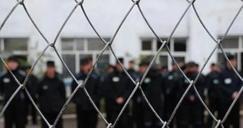 Həbsdən azad edilən insanların sosial adaptasiyası üçün hansı dəstək tədbirləri var? HÜQUQŞÜNAS AÇIQLADI