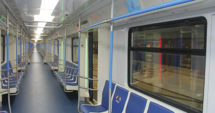 Metronun qarşısında BIÇAQLANMA baş verdi