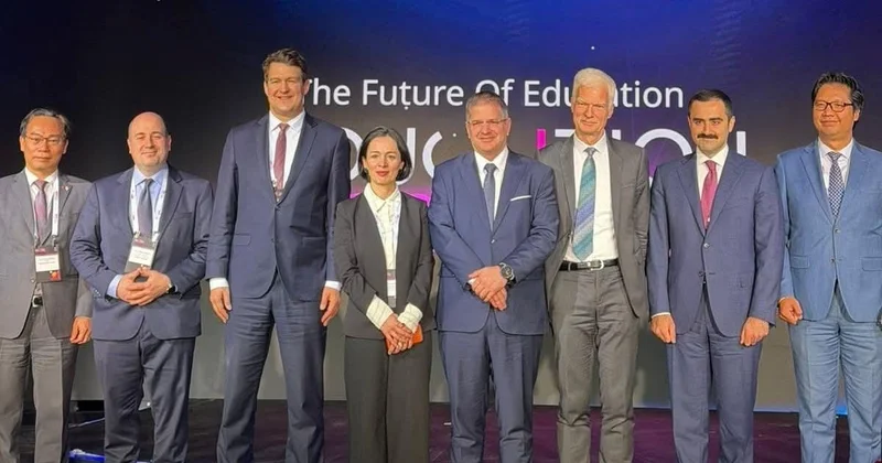 Делегация Азербайджана провела встречу с представителем Microsoft в Израиле