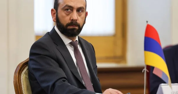 Mirzoyan Bakı İrəvan sülh gündəliyini Avropa Şurası rəsmisi ilə müzakirə edib